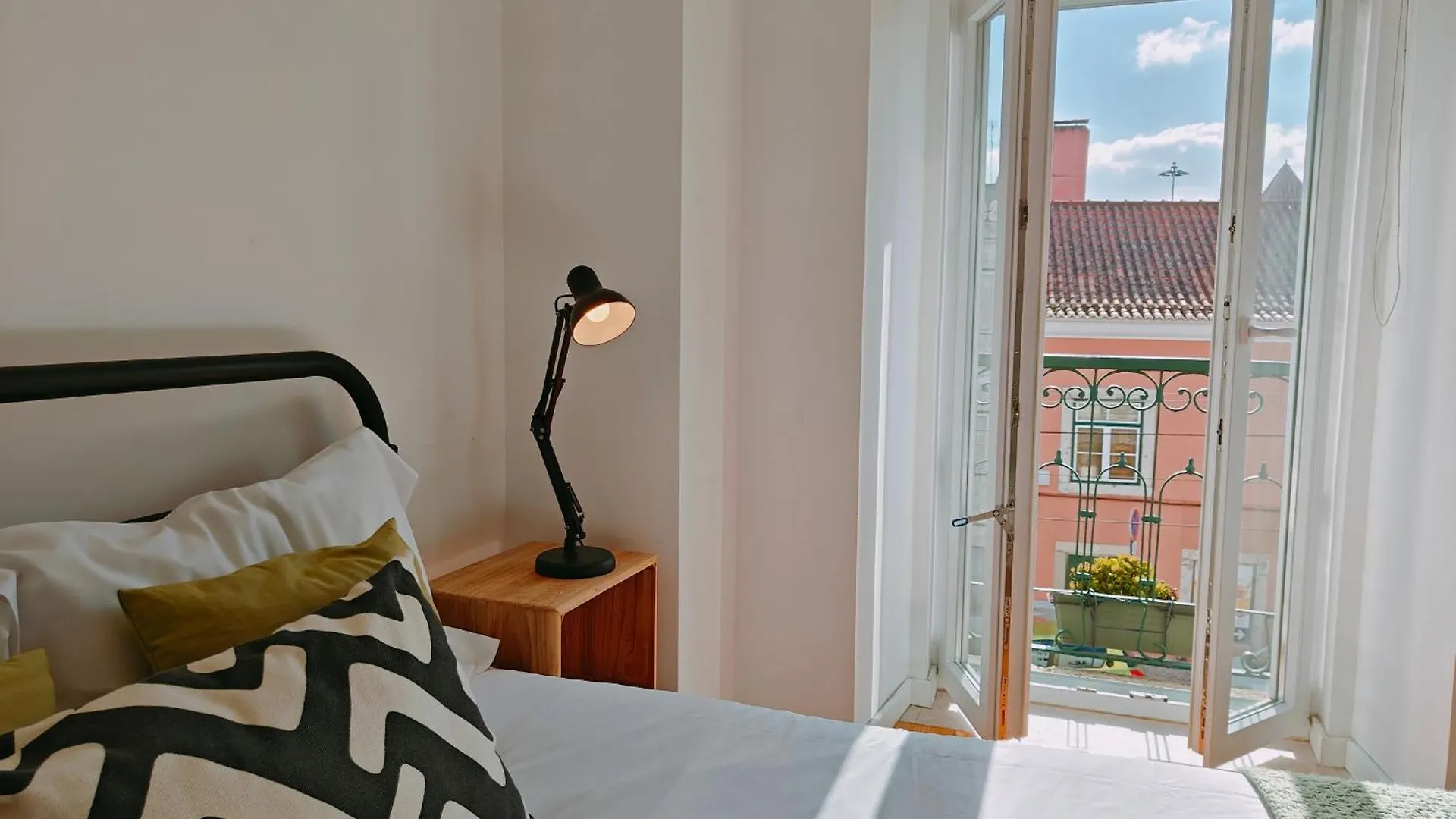 Jeronimos Apartments Best Place In Lisbon - 1º D